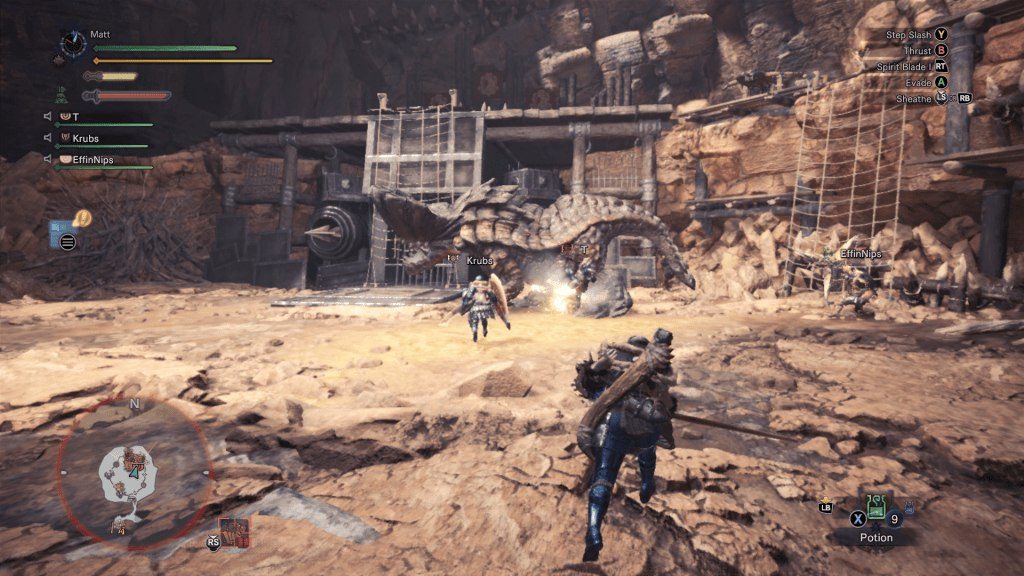 Monster Hunter World Fighting in Arena